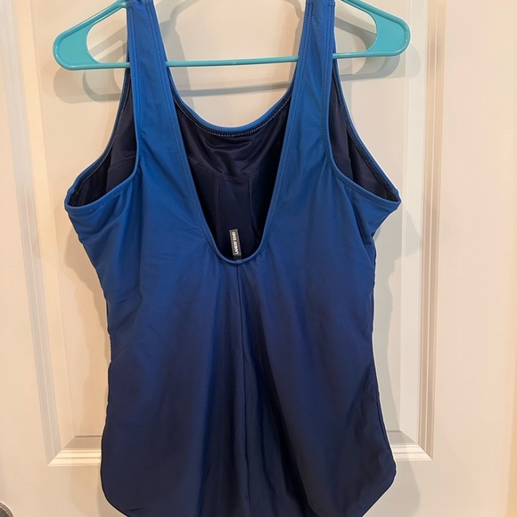 Lands' End Navy Blue Ombré Swimsuit - Picture 3 of 4